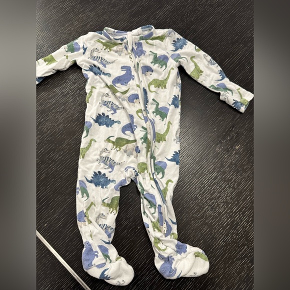 Angel Dear Dino Footie 3-6 months - Picture 3 of 3